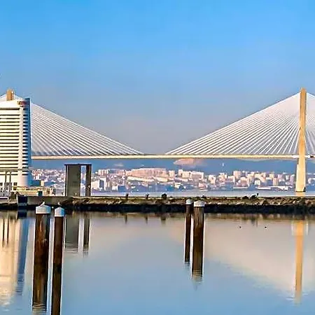 The Homeboat Company Parque Nacoes-lisboa Hotel 4*