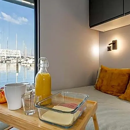 The Homeboat Company Parque Nacoes-lisboa Hotel 4*
