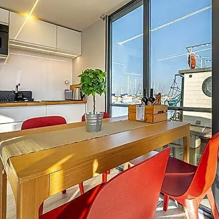 The Homeboat Company Parque Nacoes-lisboa 4* Lisboa